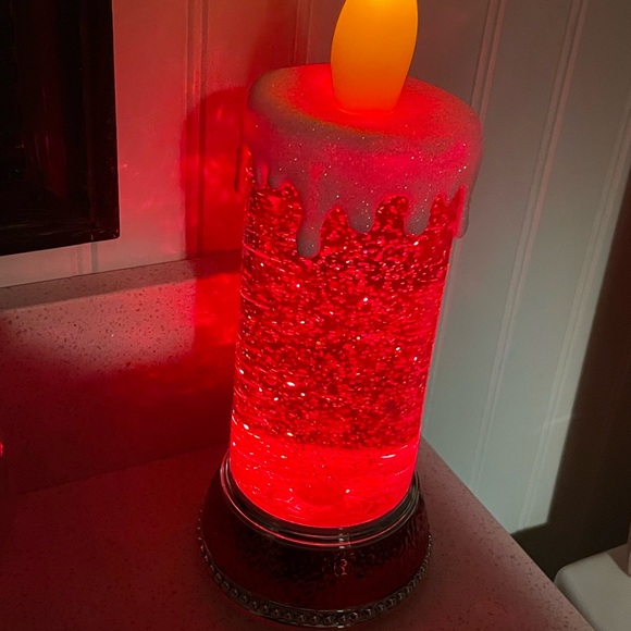 12” NWT Glitter Red Water Globe Flickering Light Candle Globe - Picture 3 of 3